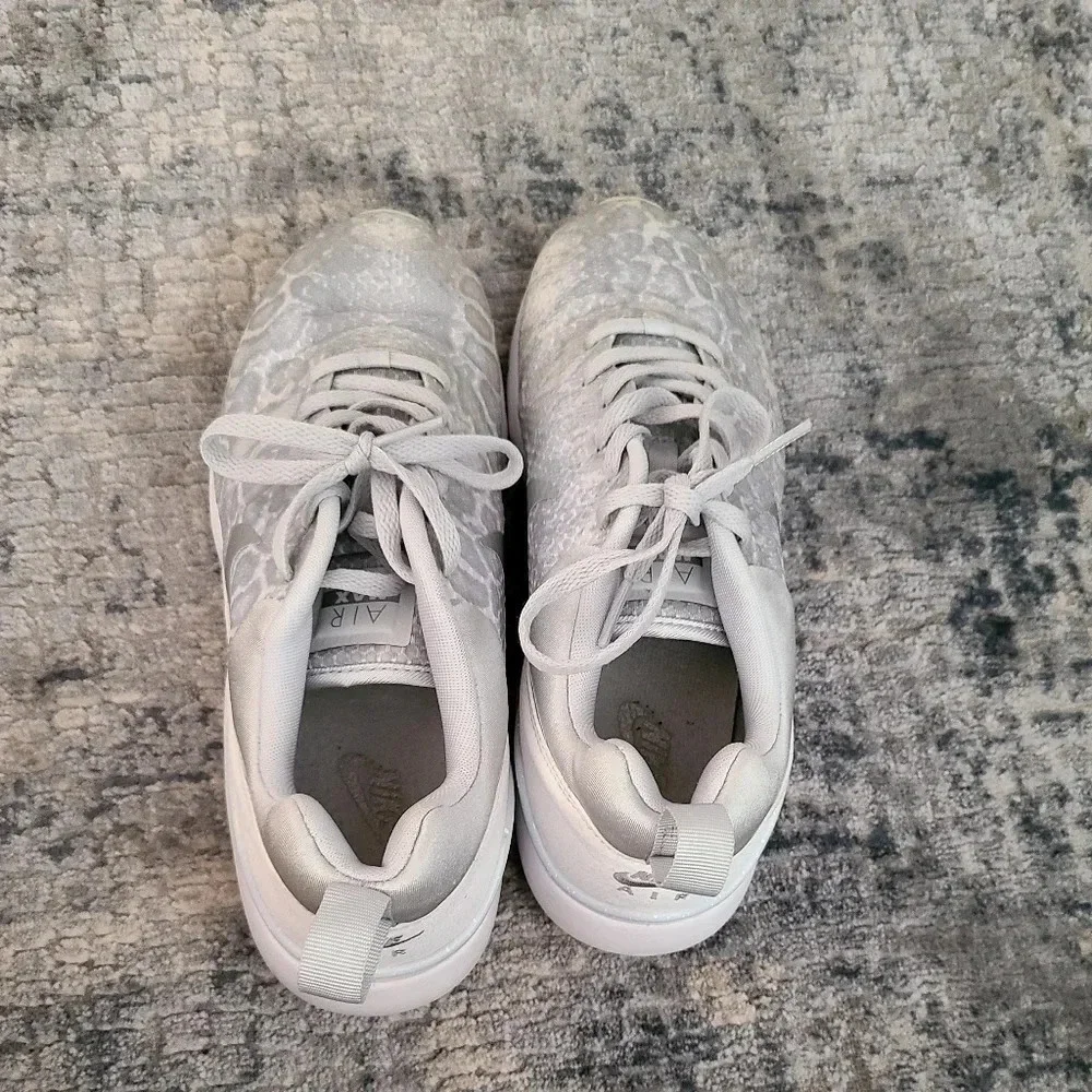 Nike Air Max siren snake print